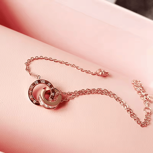Pulsera de acero inoxidable con números romanos